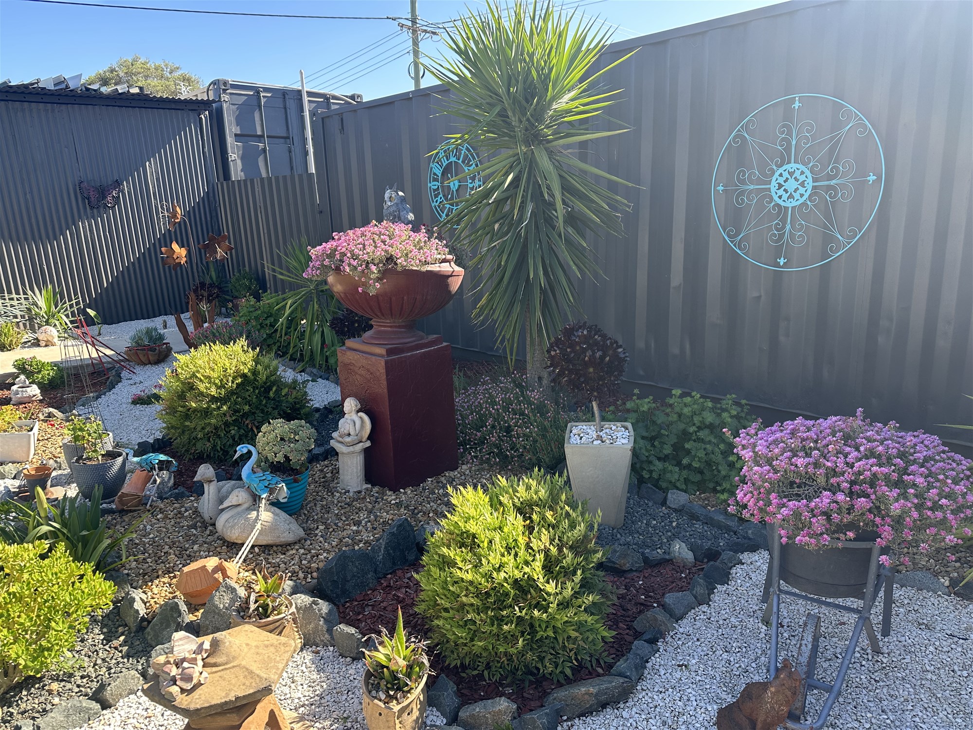 FULLY RENOVATED HOME WITH A 7