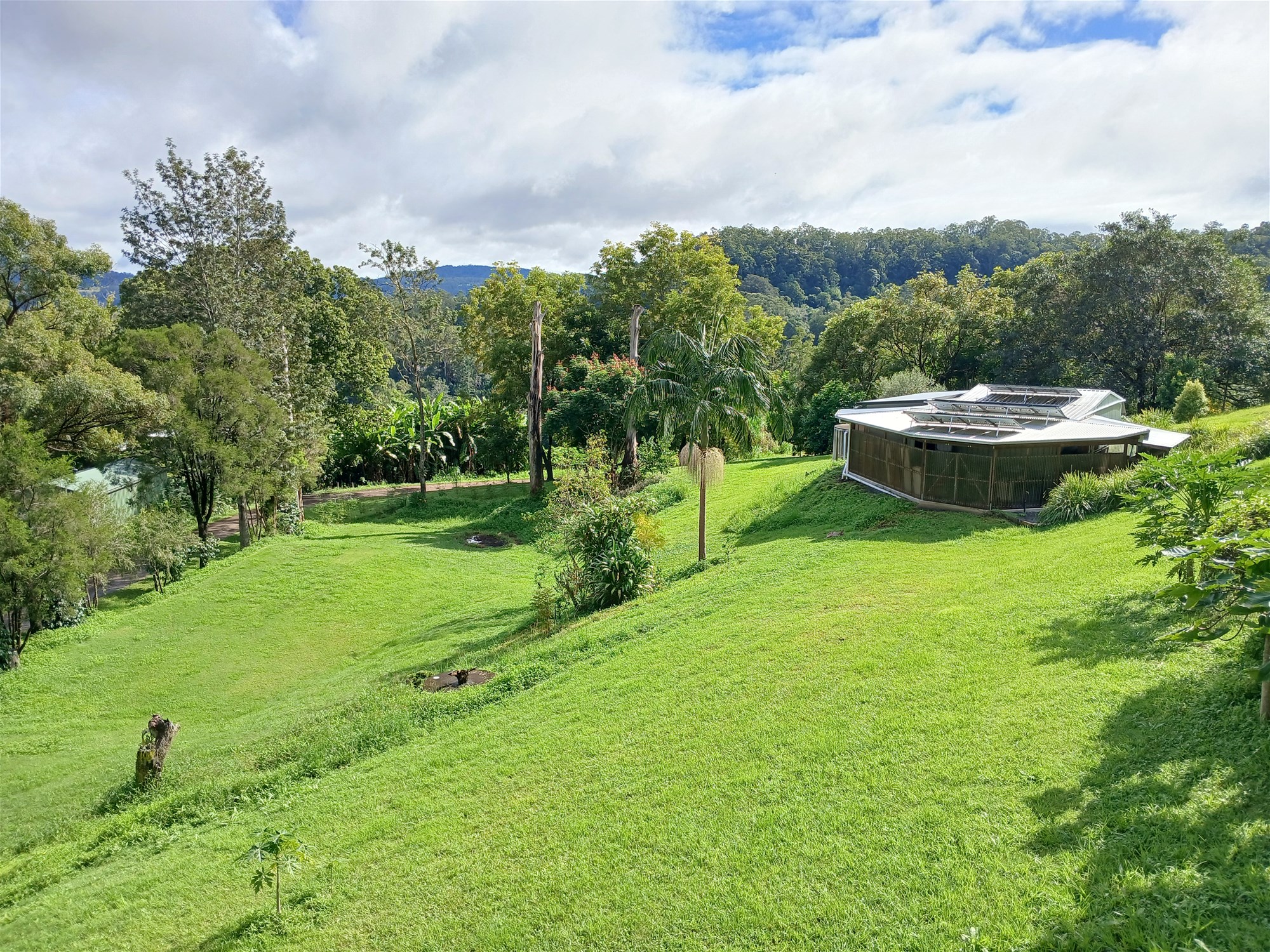 QUALITY OFF GRID HOME AND 13