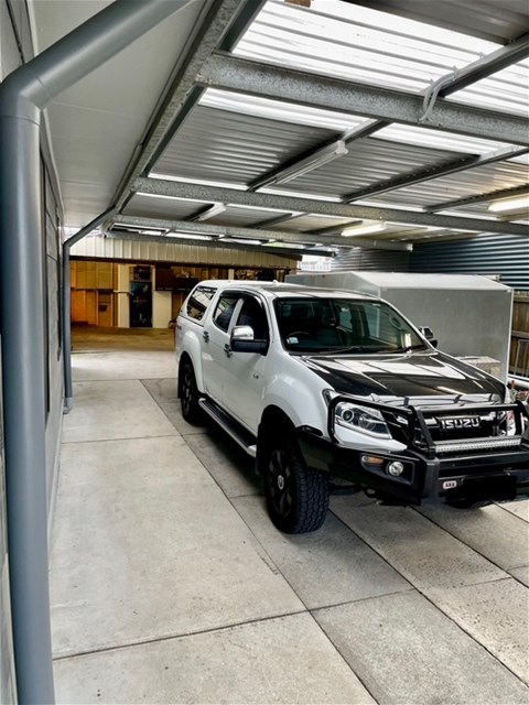 Stylish Family Home new to 11