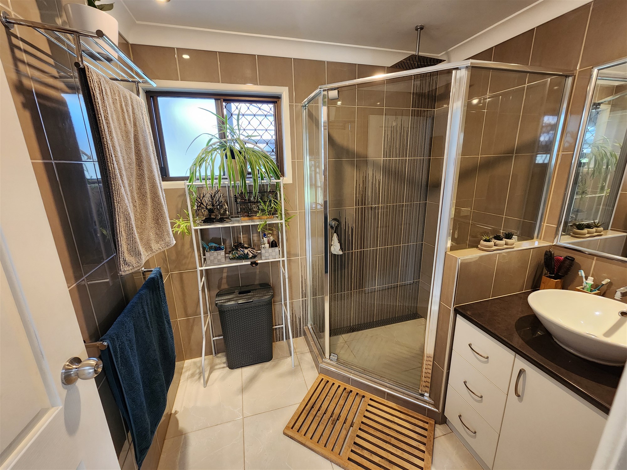 The Perfect Small Acreage Lifestyle 12