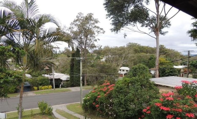 Charming Elevated Queenslander in Ashmore 3