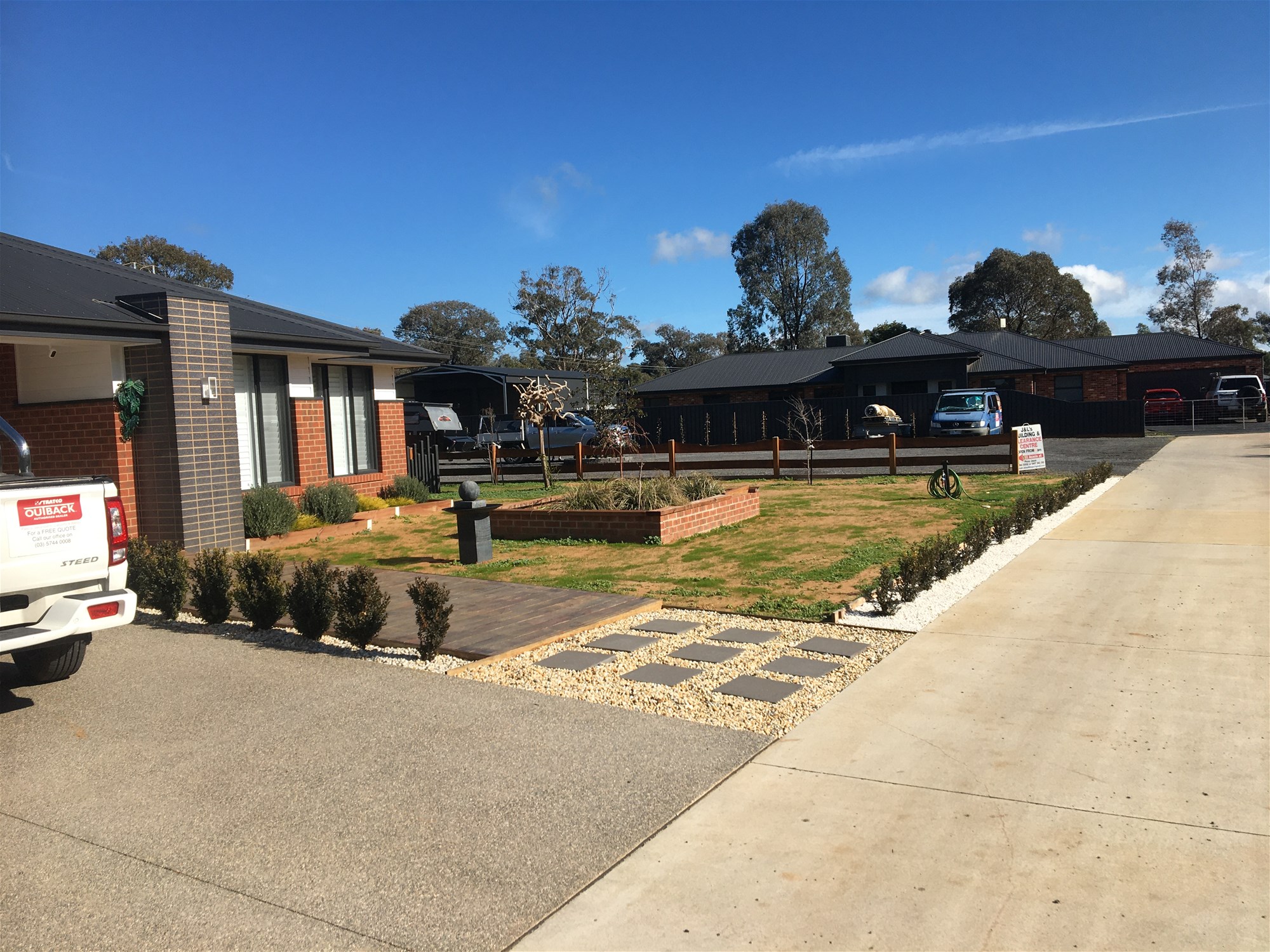 Elegant Semi Rural Family Living 37