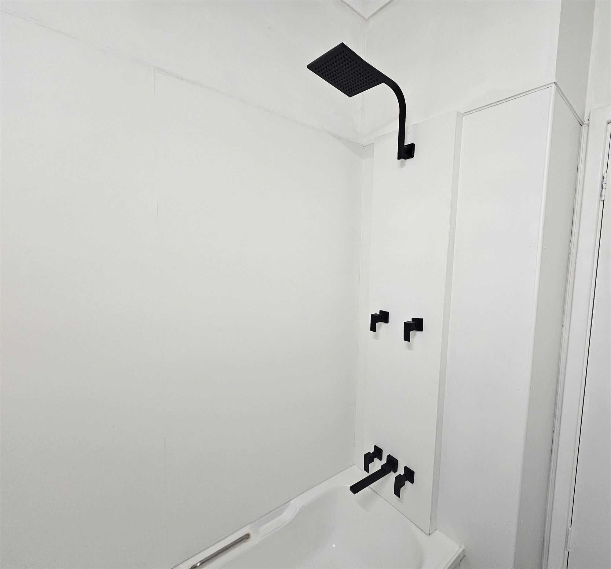 Move-in Ready Home in Quiet 11