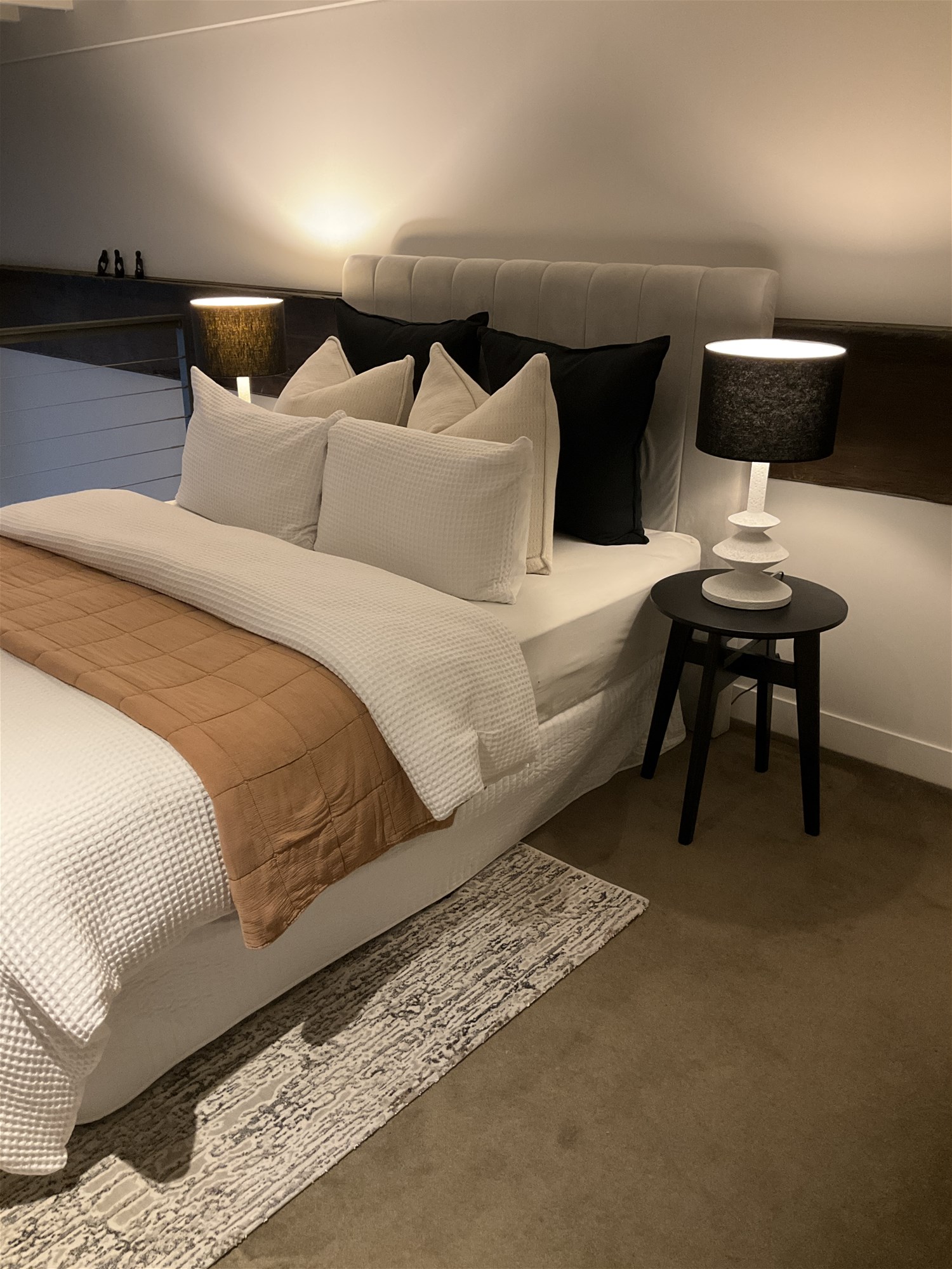 Apartment in iconic warehouse conversion 6