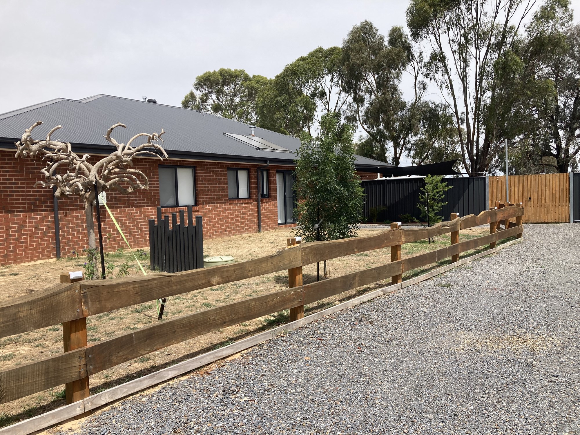 Elegant Semi Rural Family Living 31