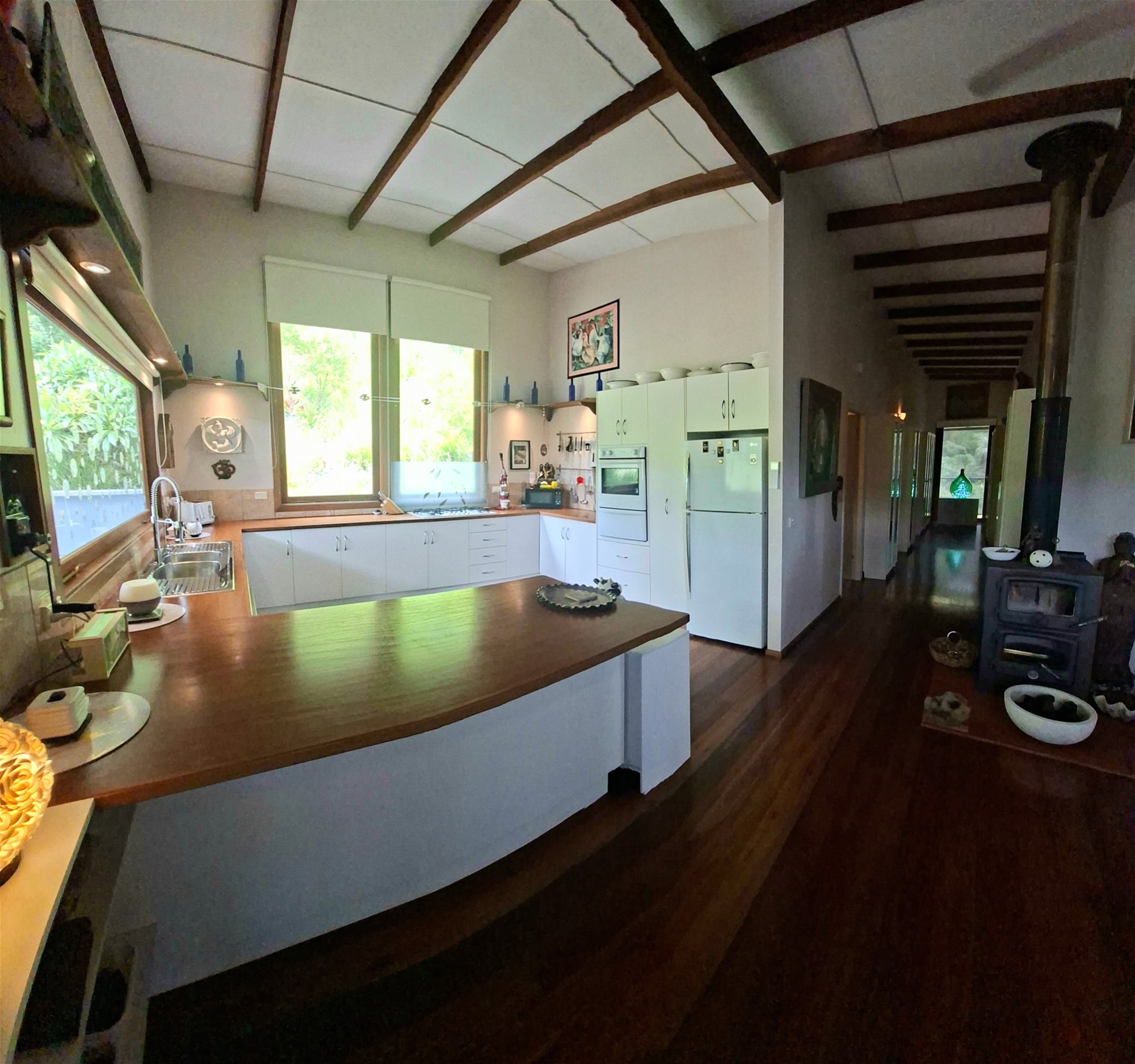QUALITY OFF GRID HOME AND 12