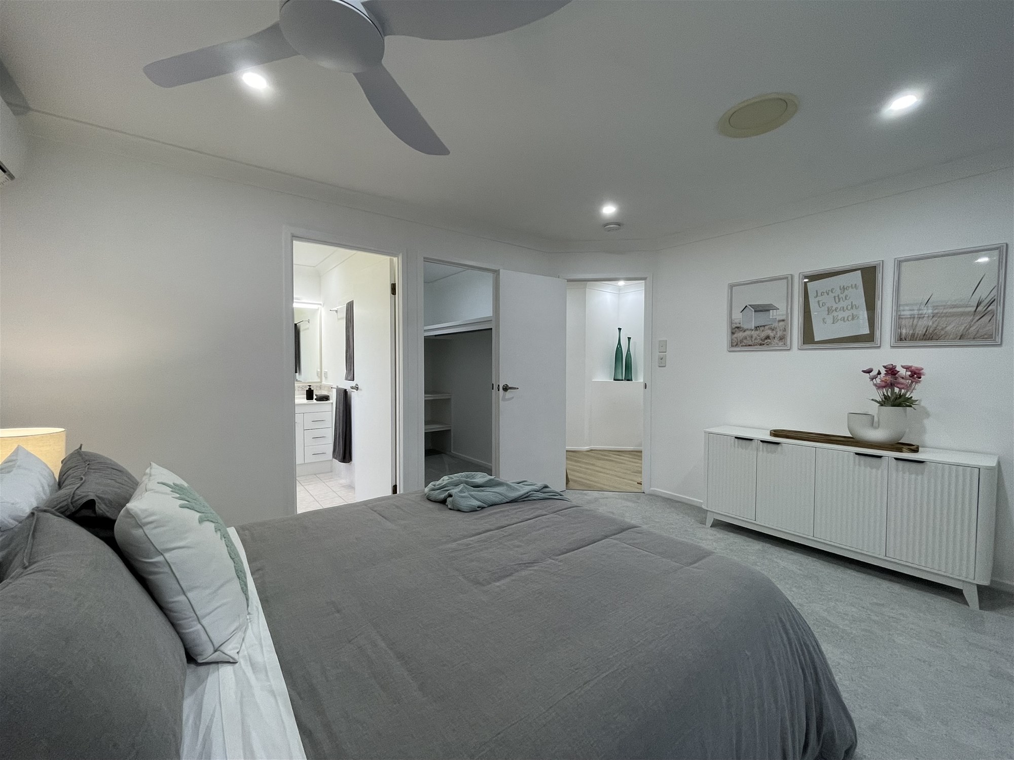 Spacious Family Home with 2-Bed 14