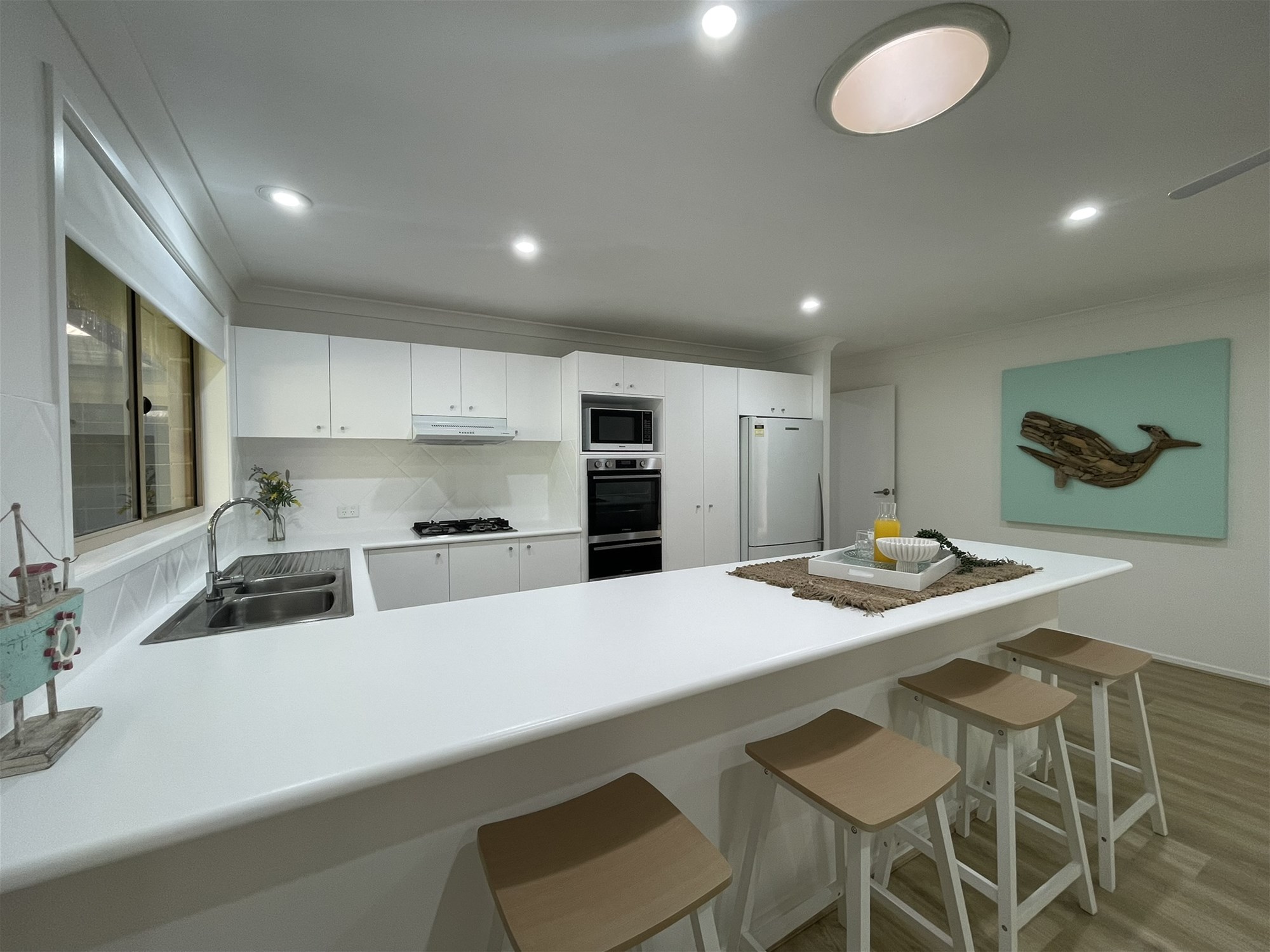 Spacious Family Home with 2-Bed 5