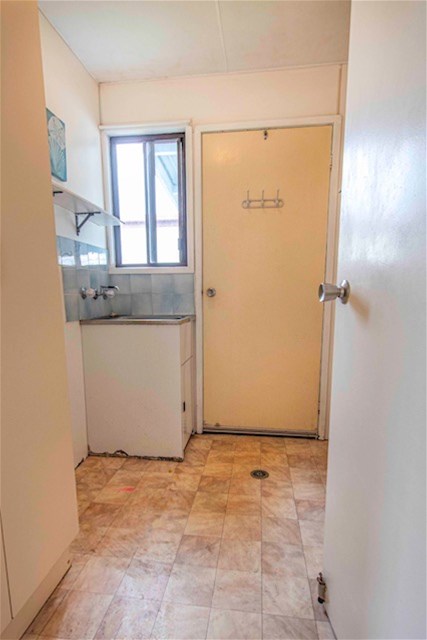 2 Bedroom Relocatable Home In 9