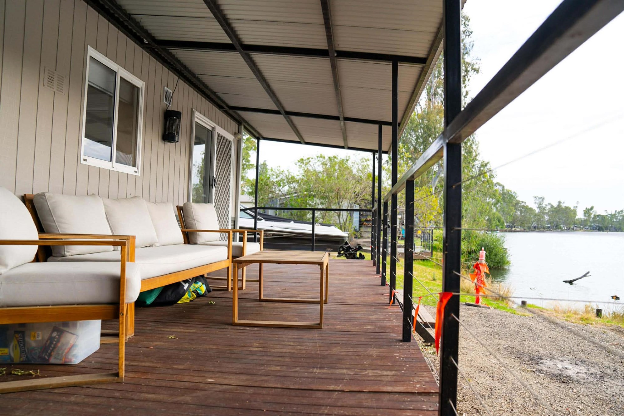 Fully Furnished Lakeside Escape – 13