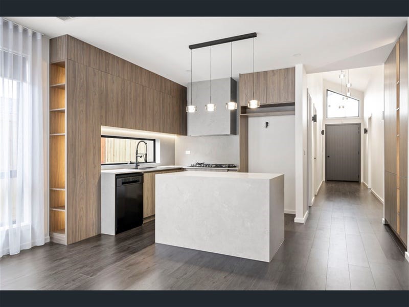 “Stunning Family Home in Prime 2