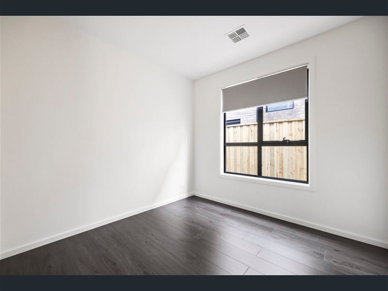 “Stunning Family Home in Prime 10