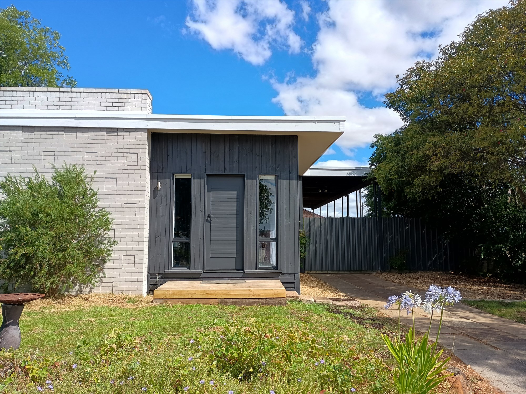 Lifestyle property in quiet court