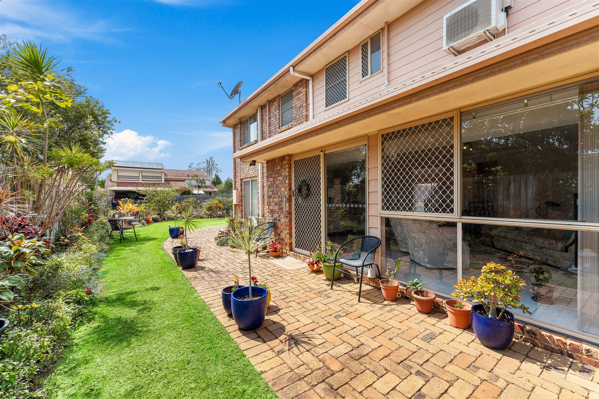 Large Family Home & Block in Calamvale 4116, photo 19