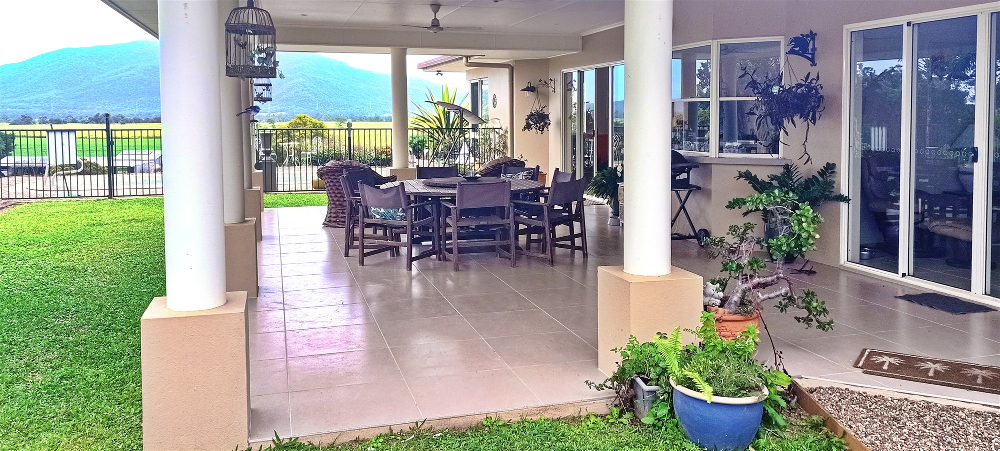 SPACIOUS 4/5 BED FAMILY HOME ON ACREAGE WITH STUNNING VIEWS, photo 23