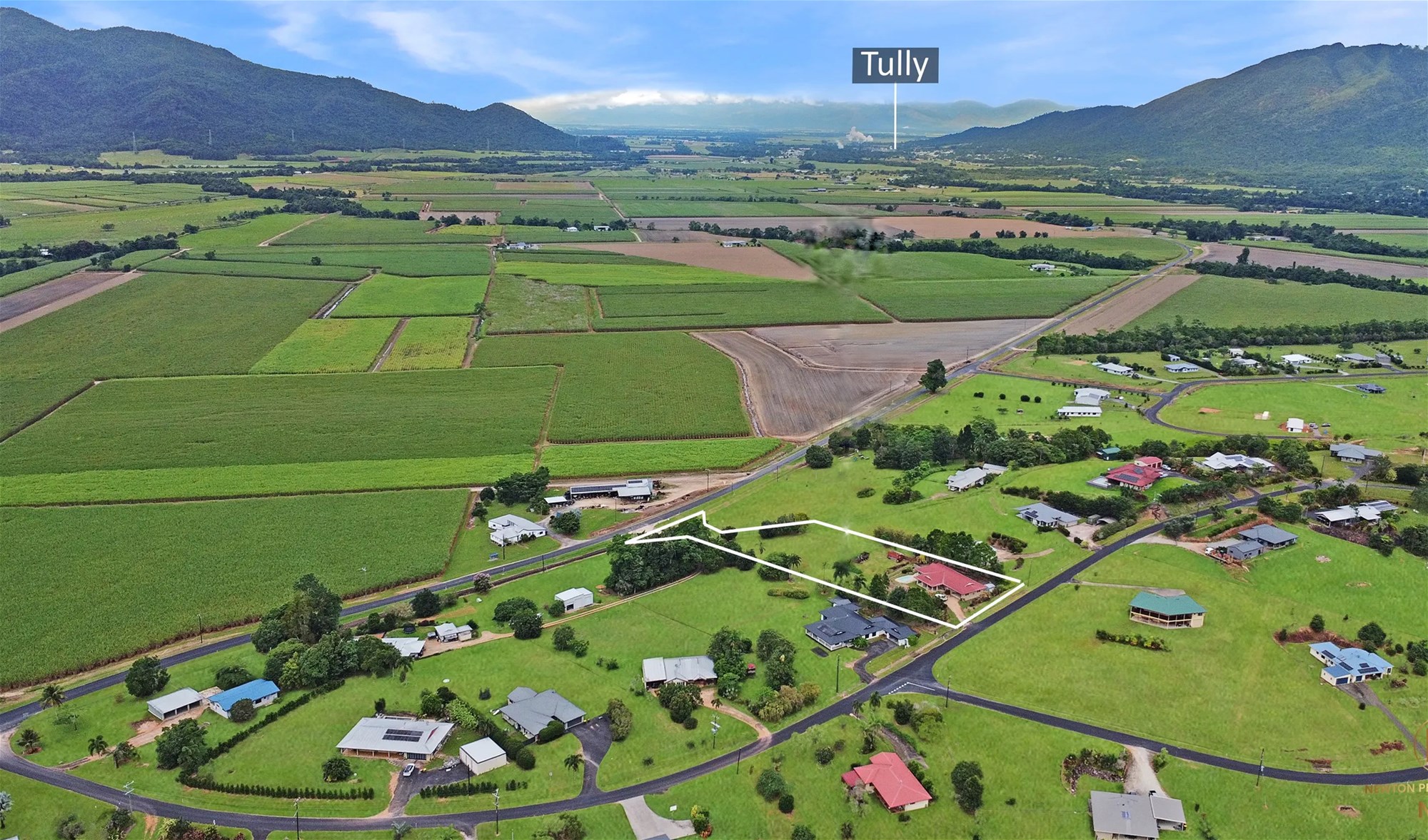 SPACIOUS 4/5 BED FAMILY HOME ON ACREAGE WITH STUNNING VIEWS, photo 26