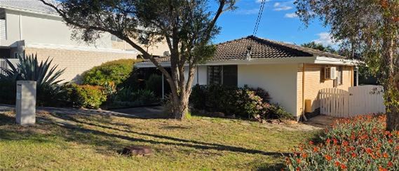 PERFECT HOME & INVESMENT OPPOSITE PARK!, photo 2
