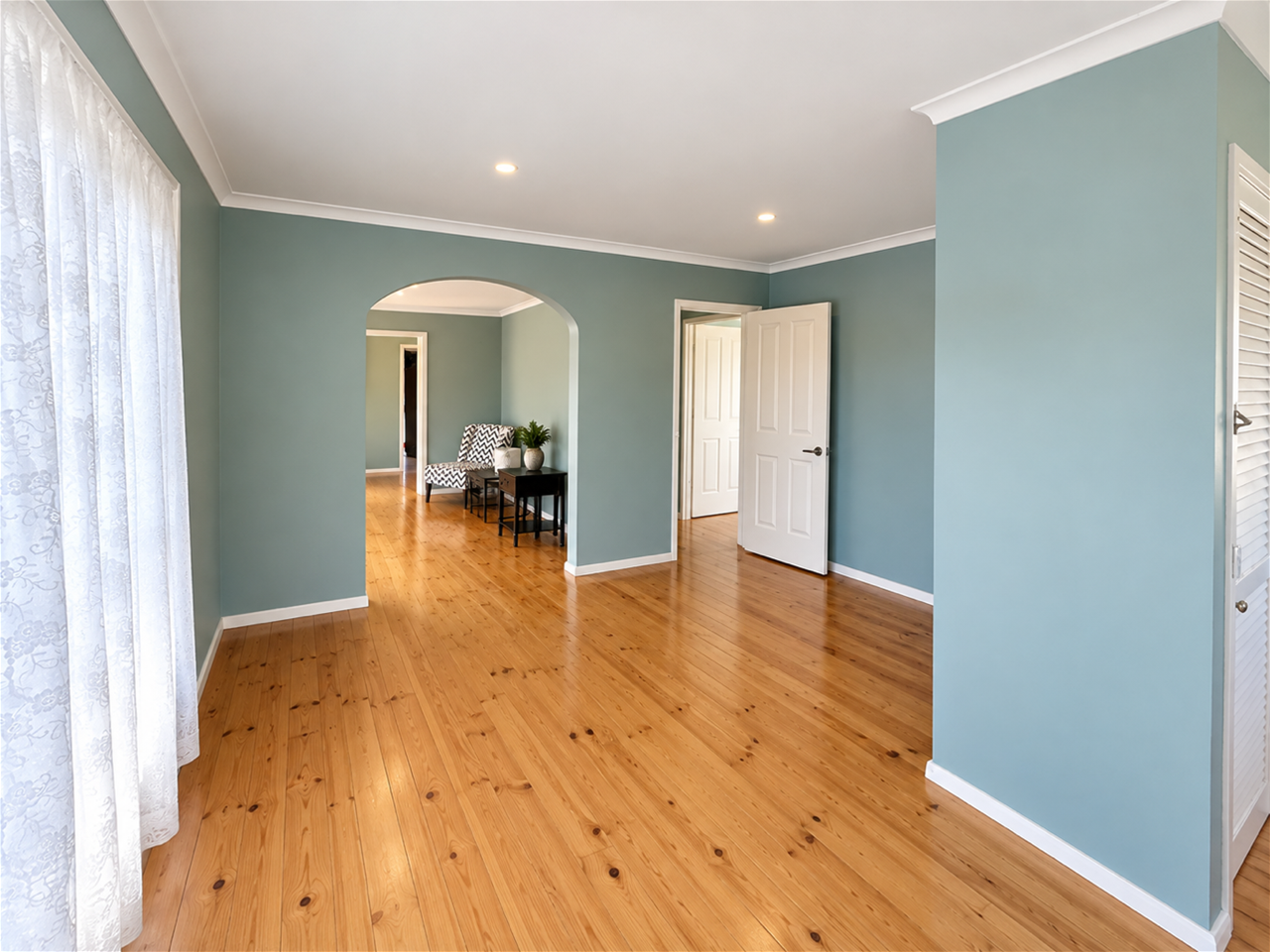 Renovators Delight or Family Home Offering Comfort and Practicality, photo 10
