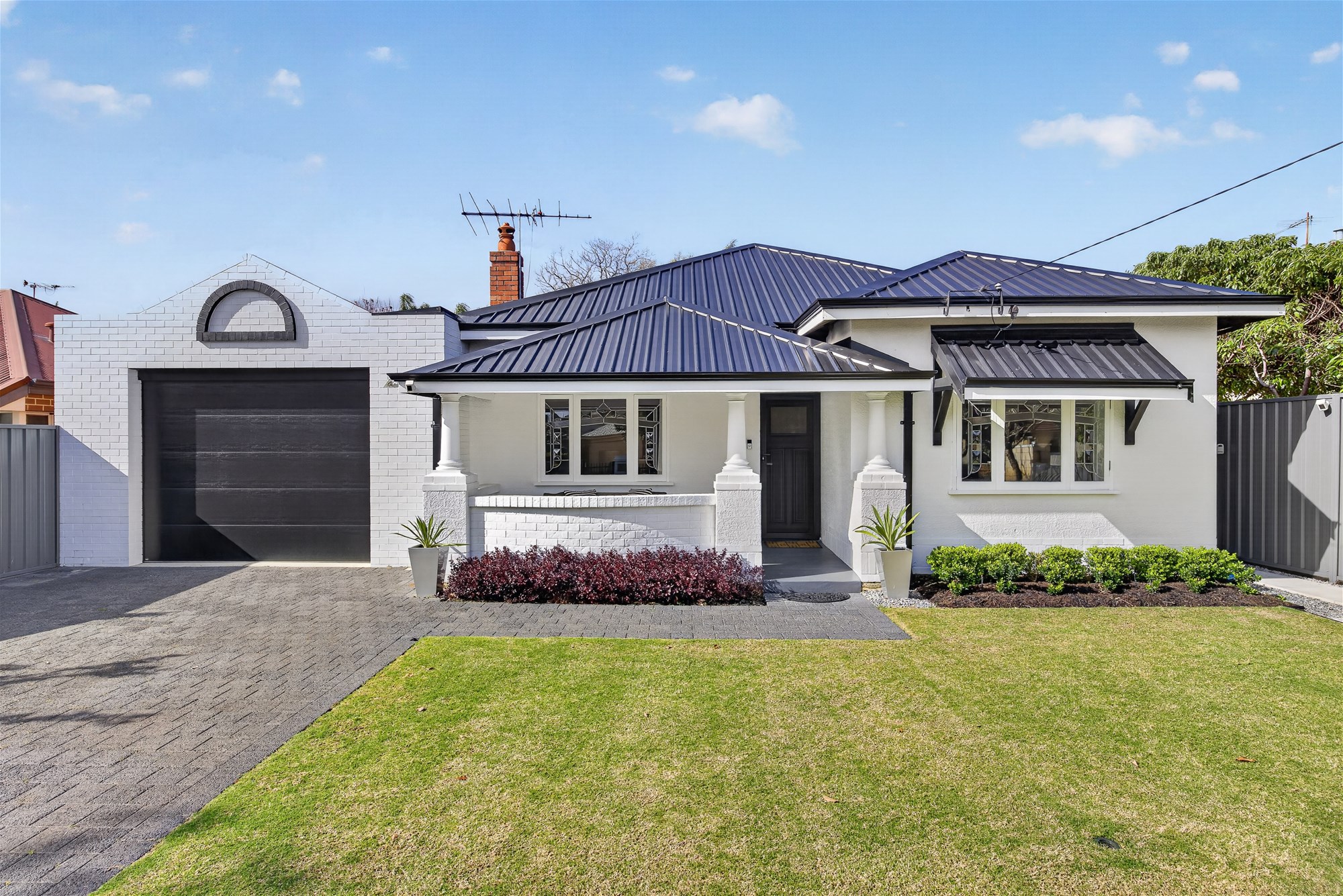 Grand Character, Contemporary Luxury & Endless Potential, photo 2