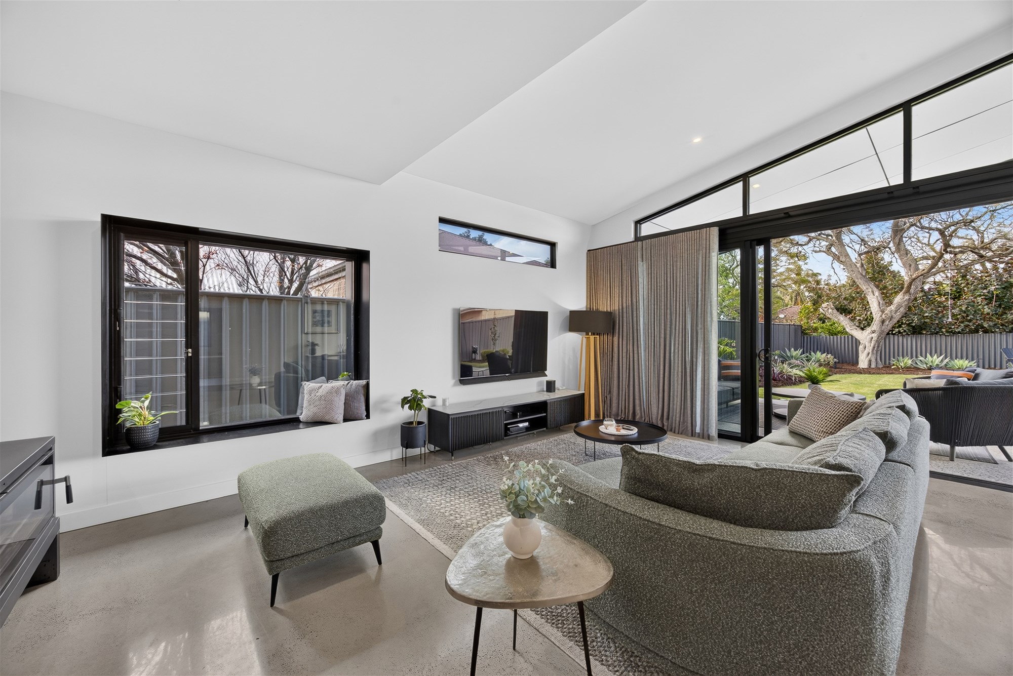 Grand Character, Contemporary Luxury & Endless Potential, photo 11