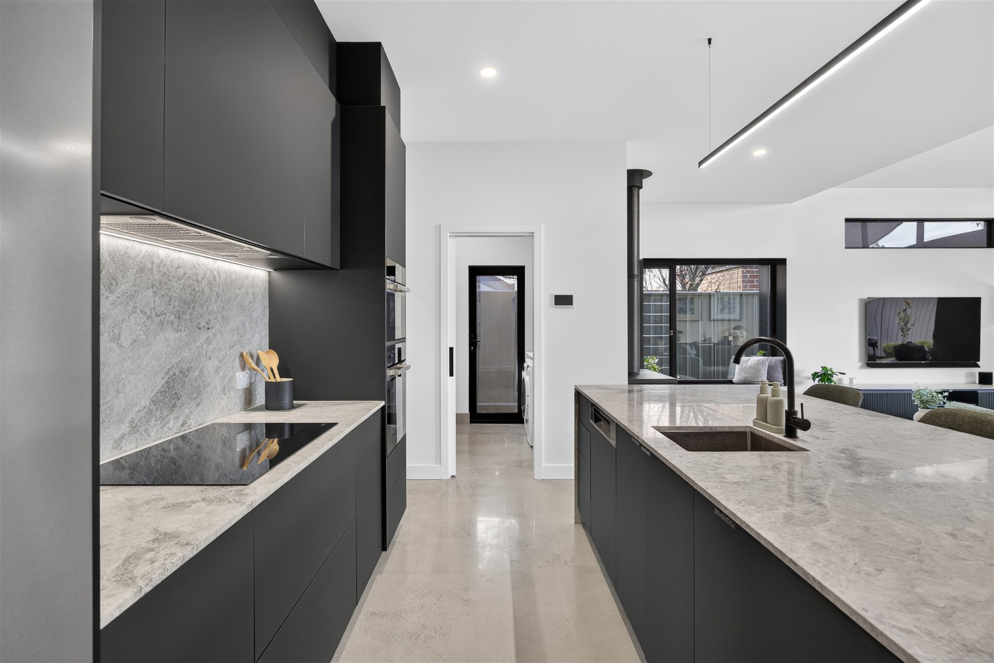 Grand Character, Contemporary Luxury & Endless Potential, photo 16