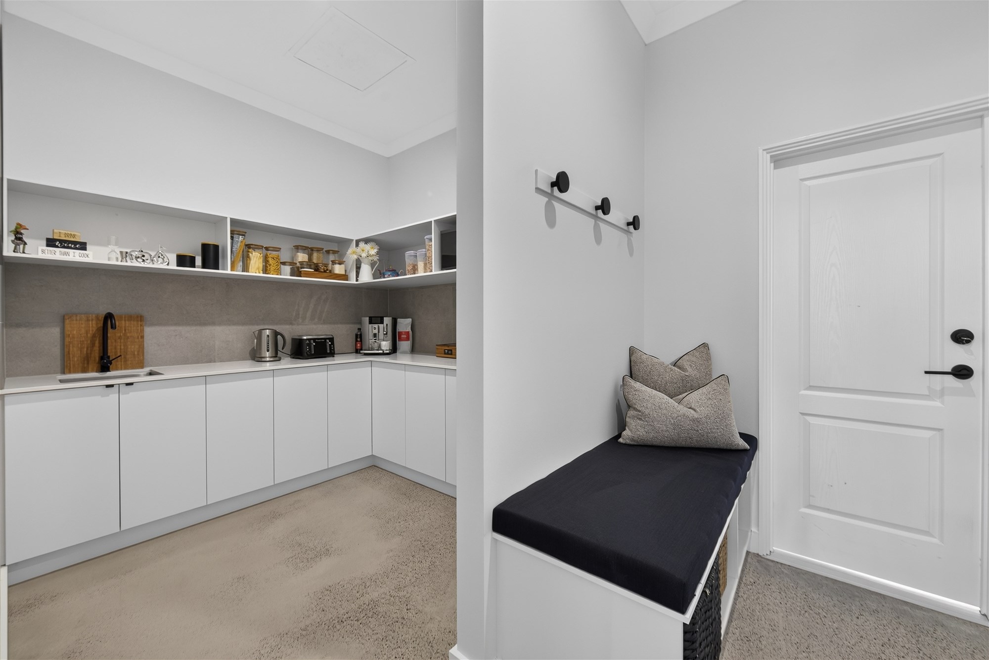 Grand Character, Contemporary Luxury & Endless Potential, photo 18