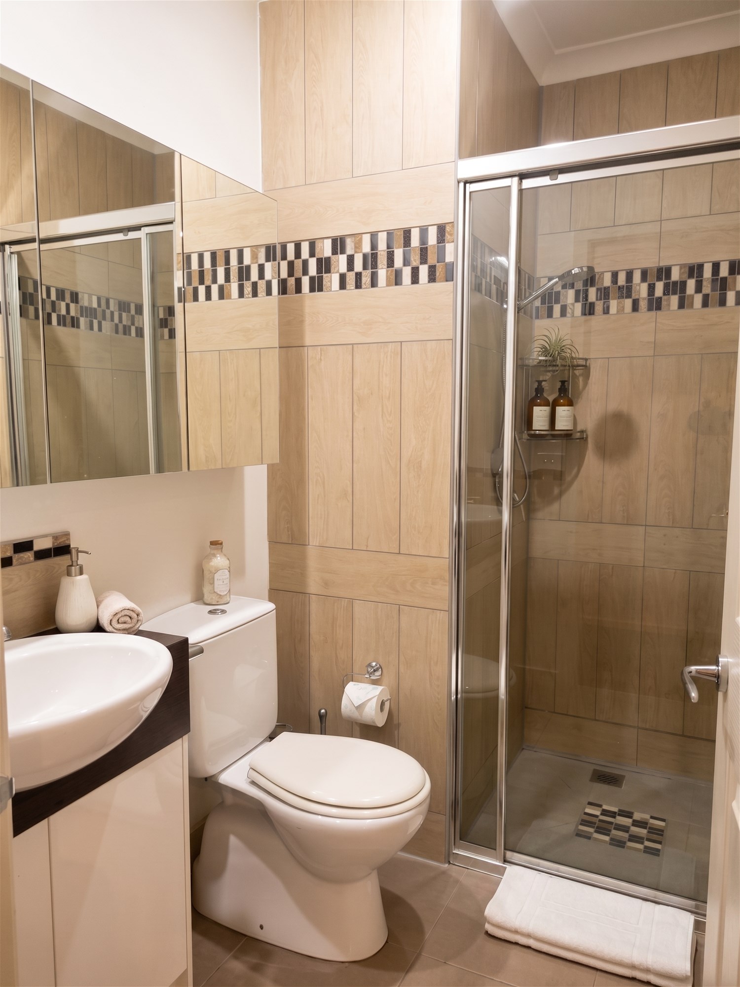 Prime Dingley Village Unit – Outstanding Investment, Lifestyle Opportunity or First Home., photo 10