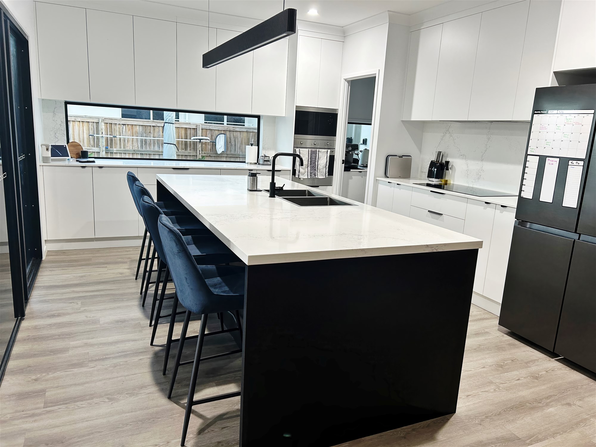 Impressive 2024-Built Family Home with Pool, Shed & Exceptional Entertaining, photo 12