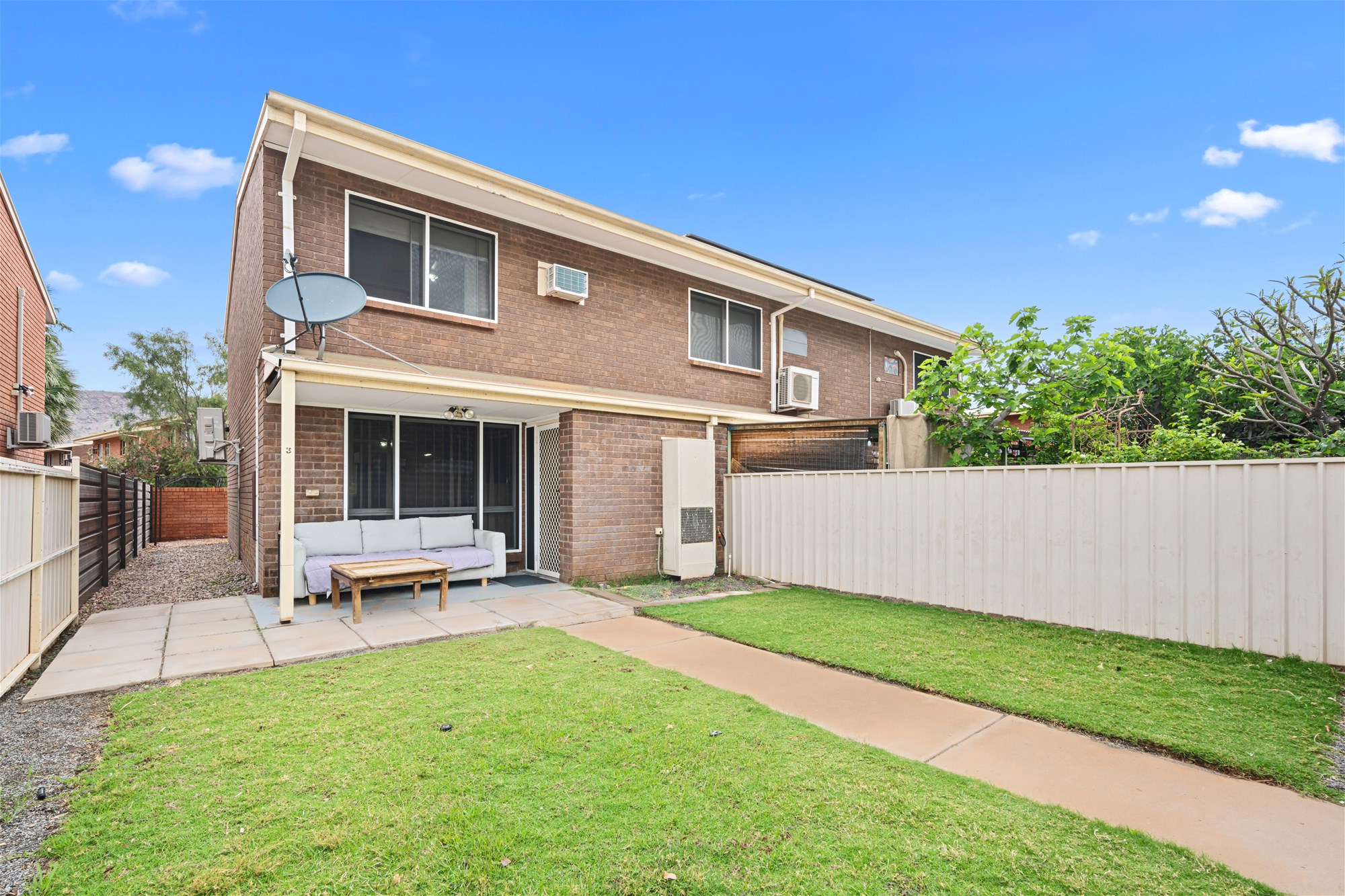 Spacious Townhouse in Range Estate, photo 3