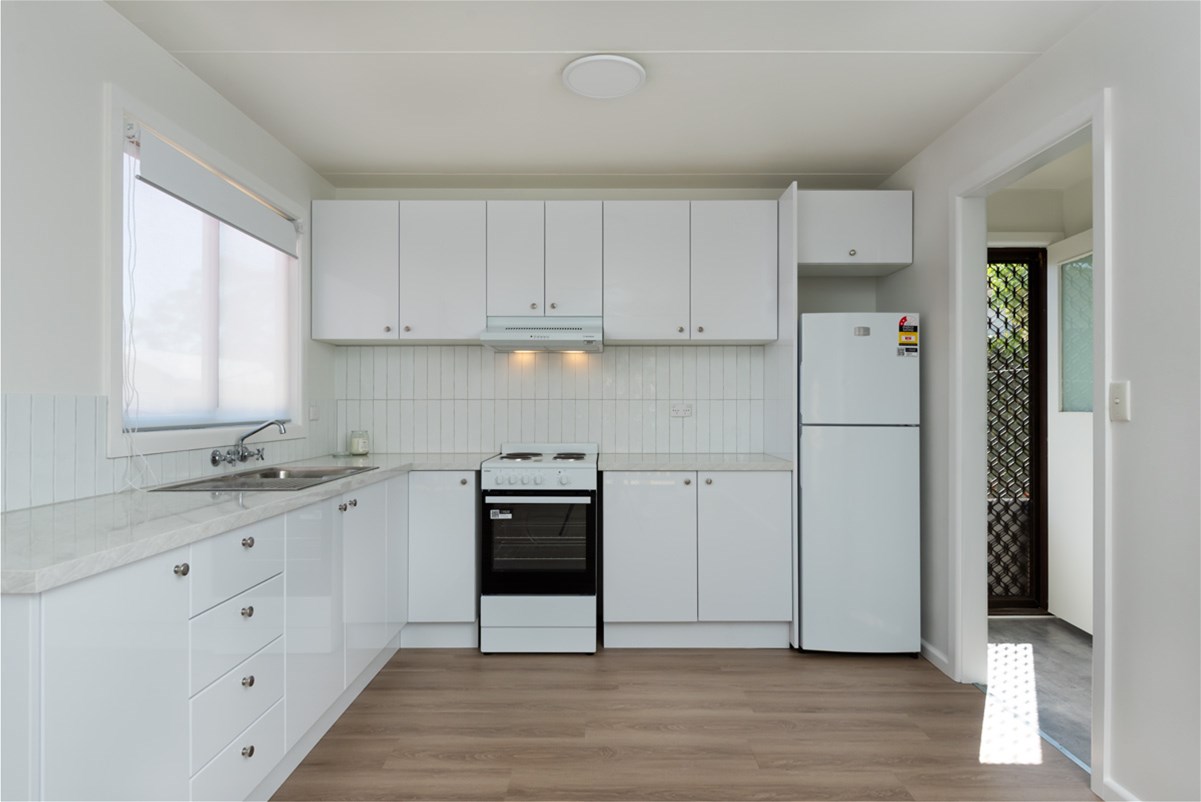 Freshly Renovated Home with Paddock Views, photo 5