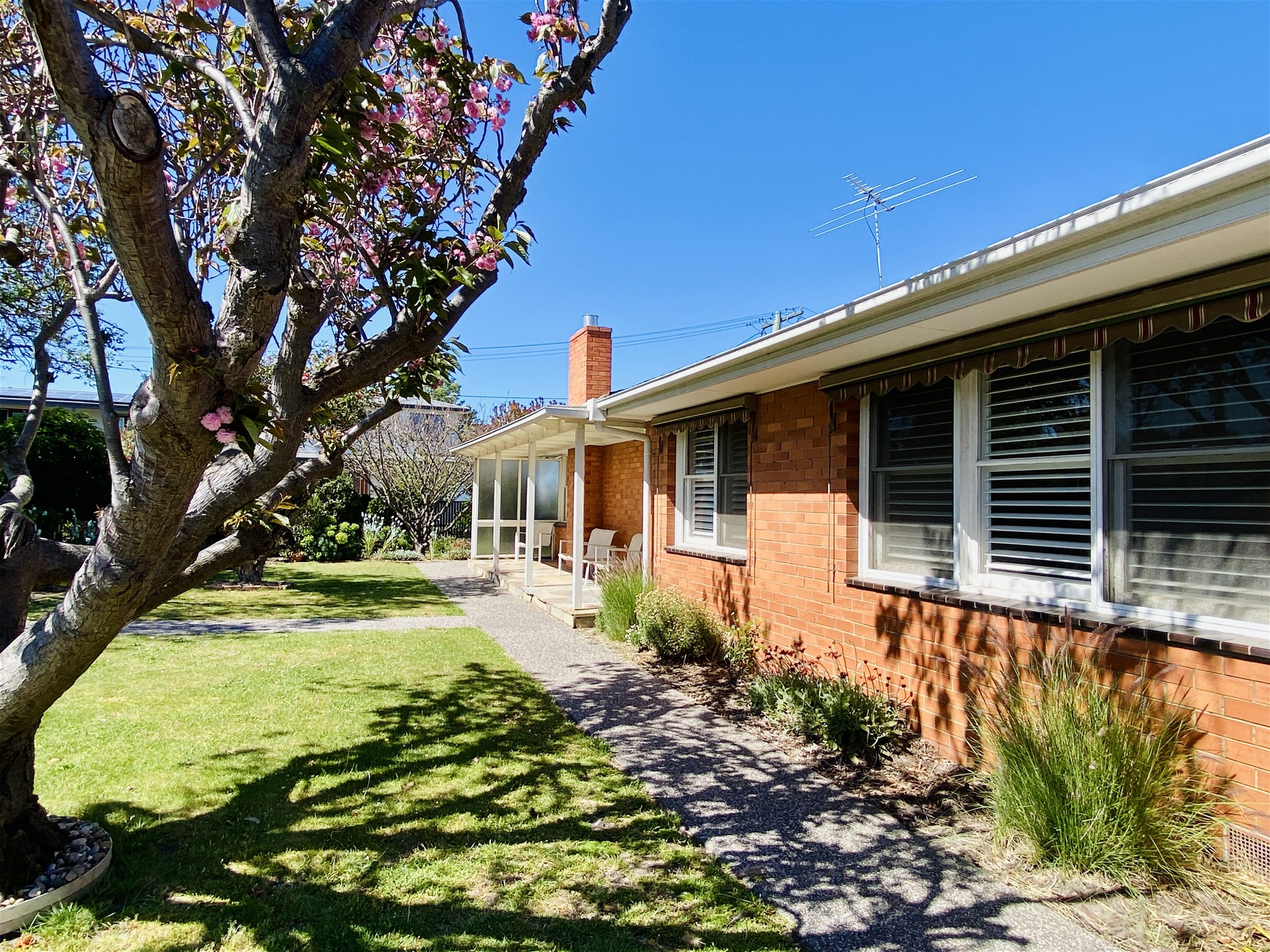 Perfectly positioned in the heart of Mornington, photo 2