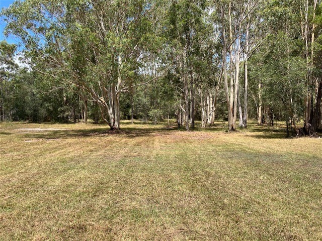 5 ACRES CLOSE TO NOOSA.