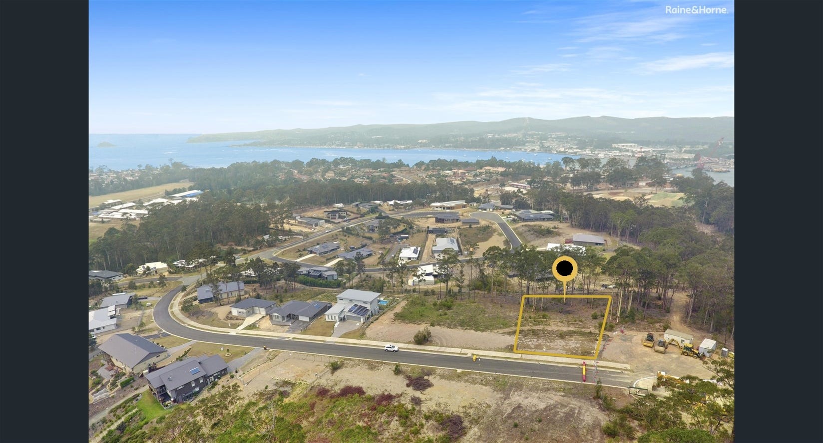 22 Bayridge, North Batemans Bay, 3