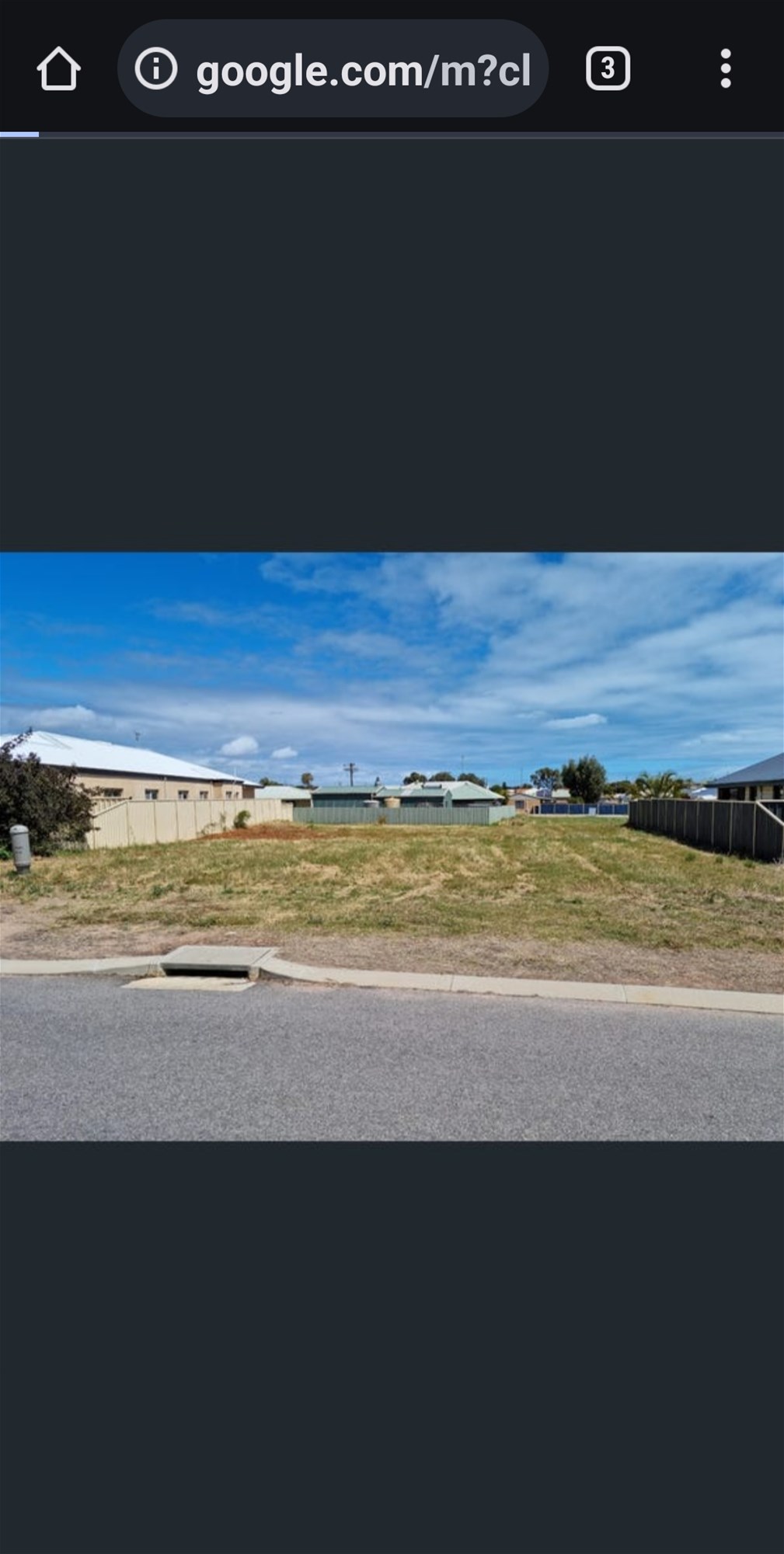 Must Sell  893 Metre Sq.