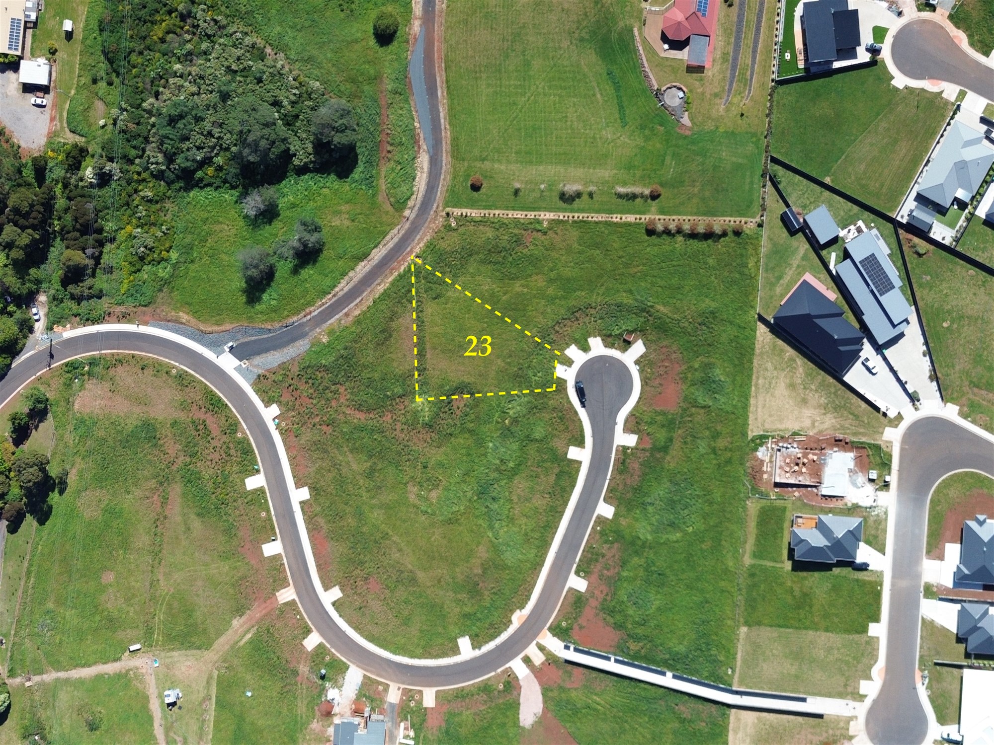 Residential land within exclusive subdivision with sweeping views, photo 3