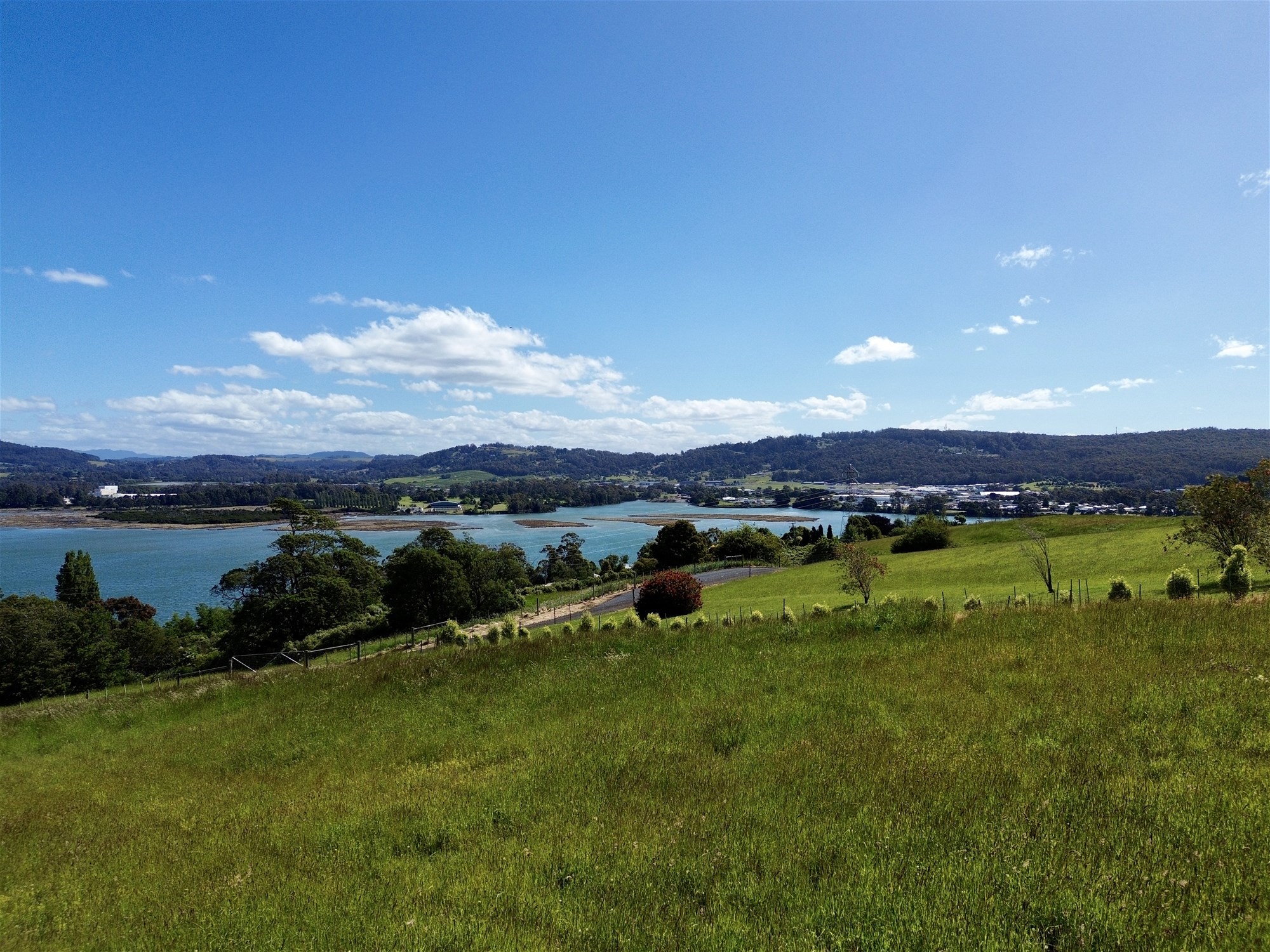 Residential land within exclusive subdivision with sweeping views, photo 4