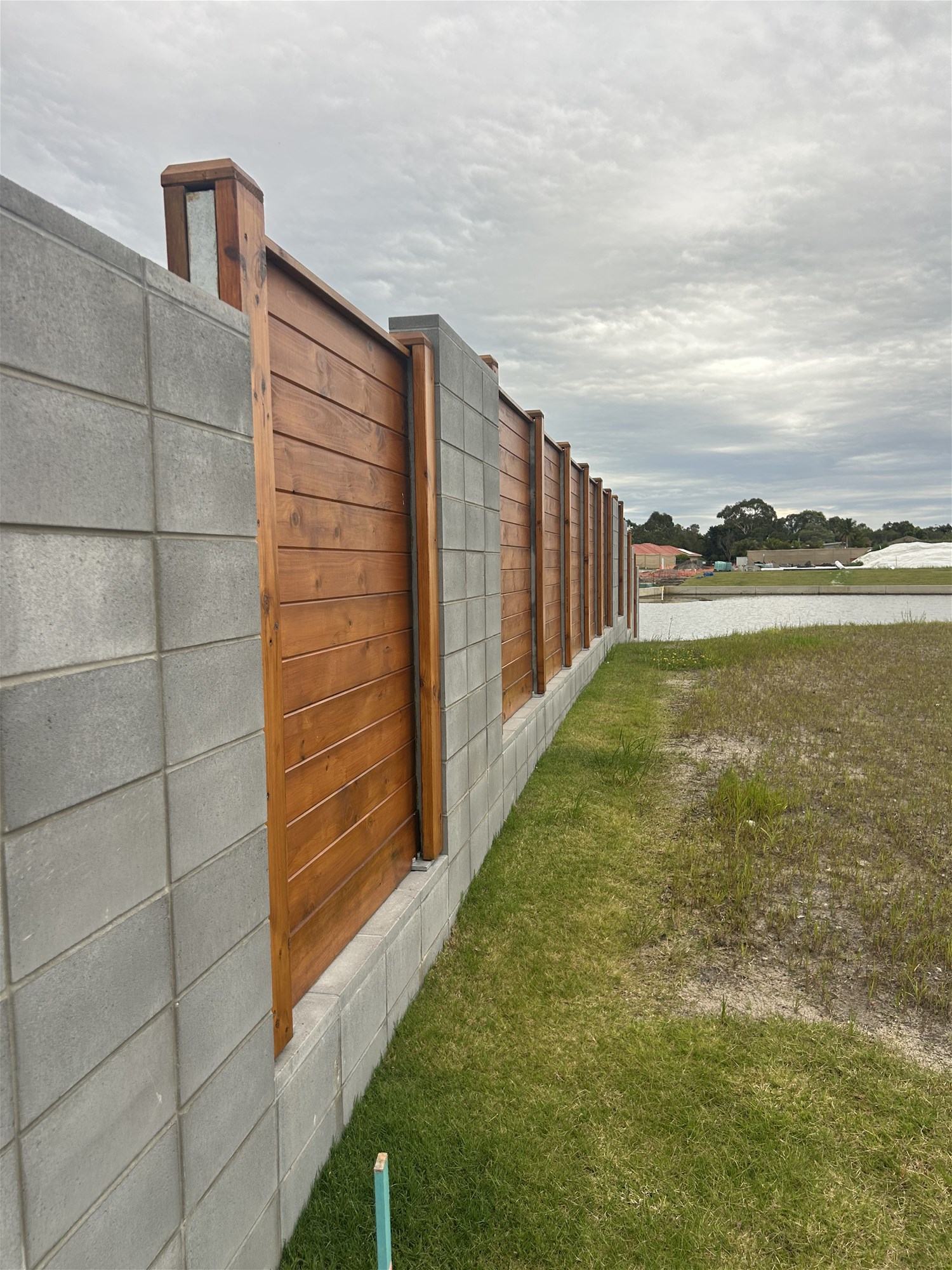 RARE 879m² NORTH-FACING WATERFRONT HOMESITE IN NAUTICAL EDGE, photo 4