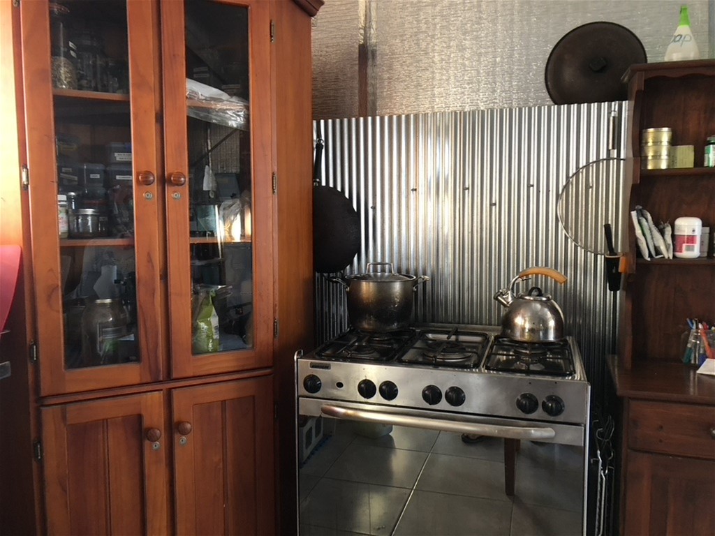 Off-grid property, situated on 3.68 6