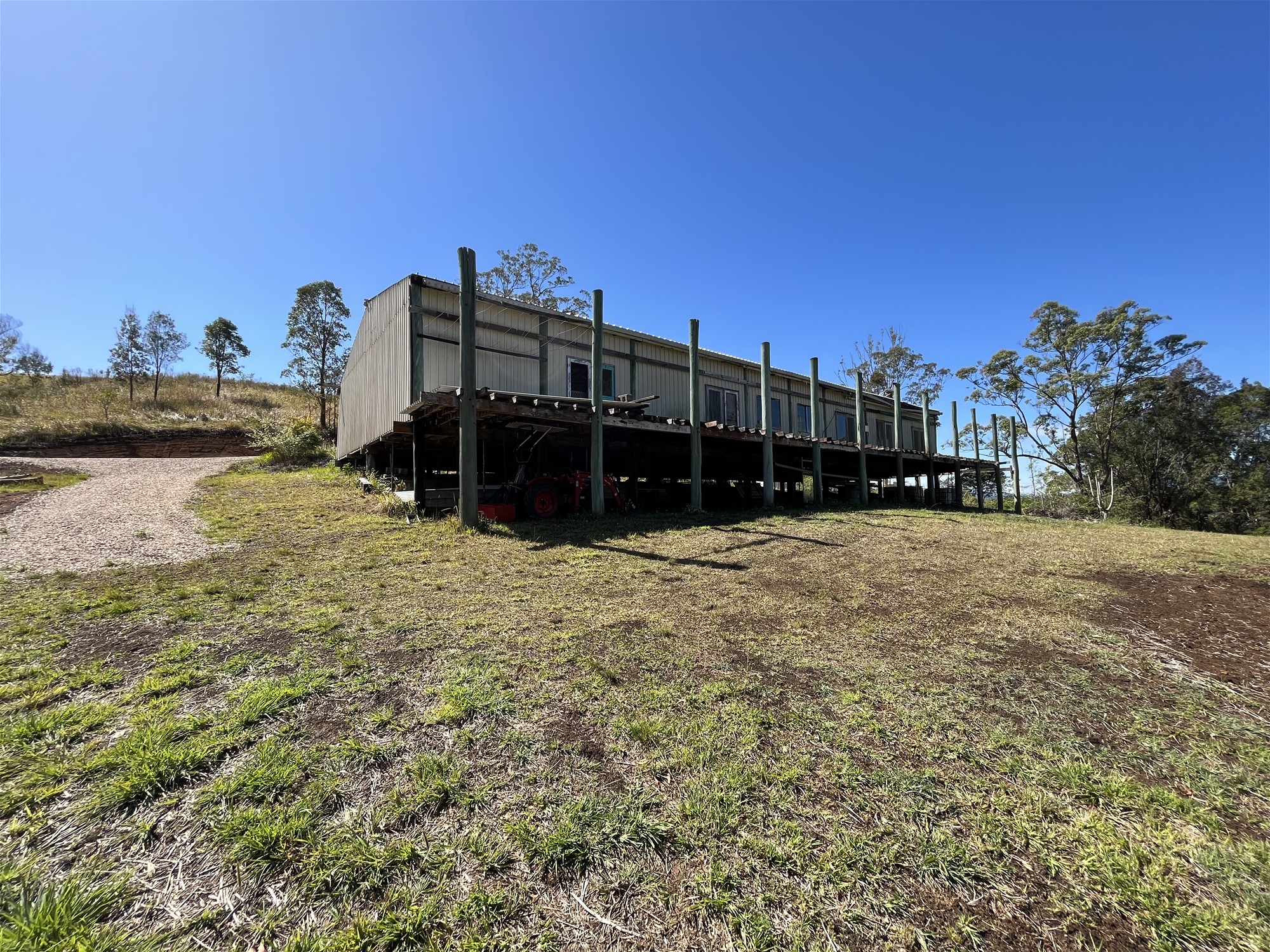 Acreage in the Tweed Valley. 8