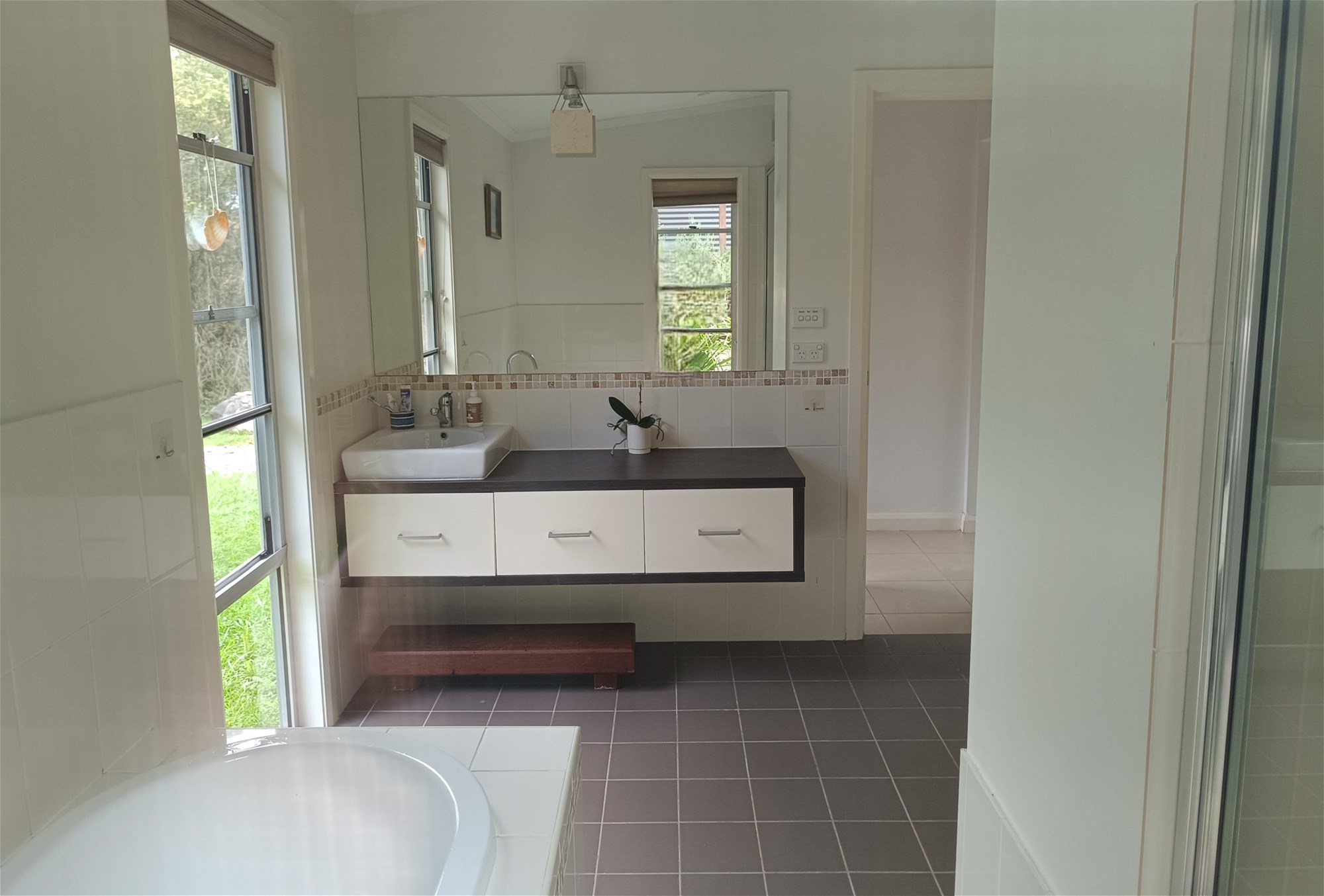 Luxurious lifestyle on 106 riverfront 13