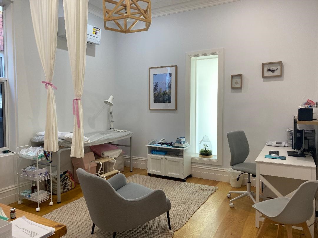 Medical Consulting Rooms 12