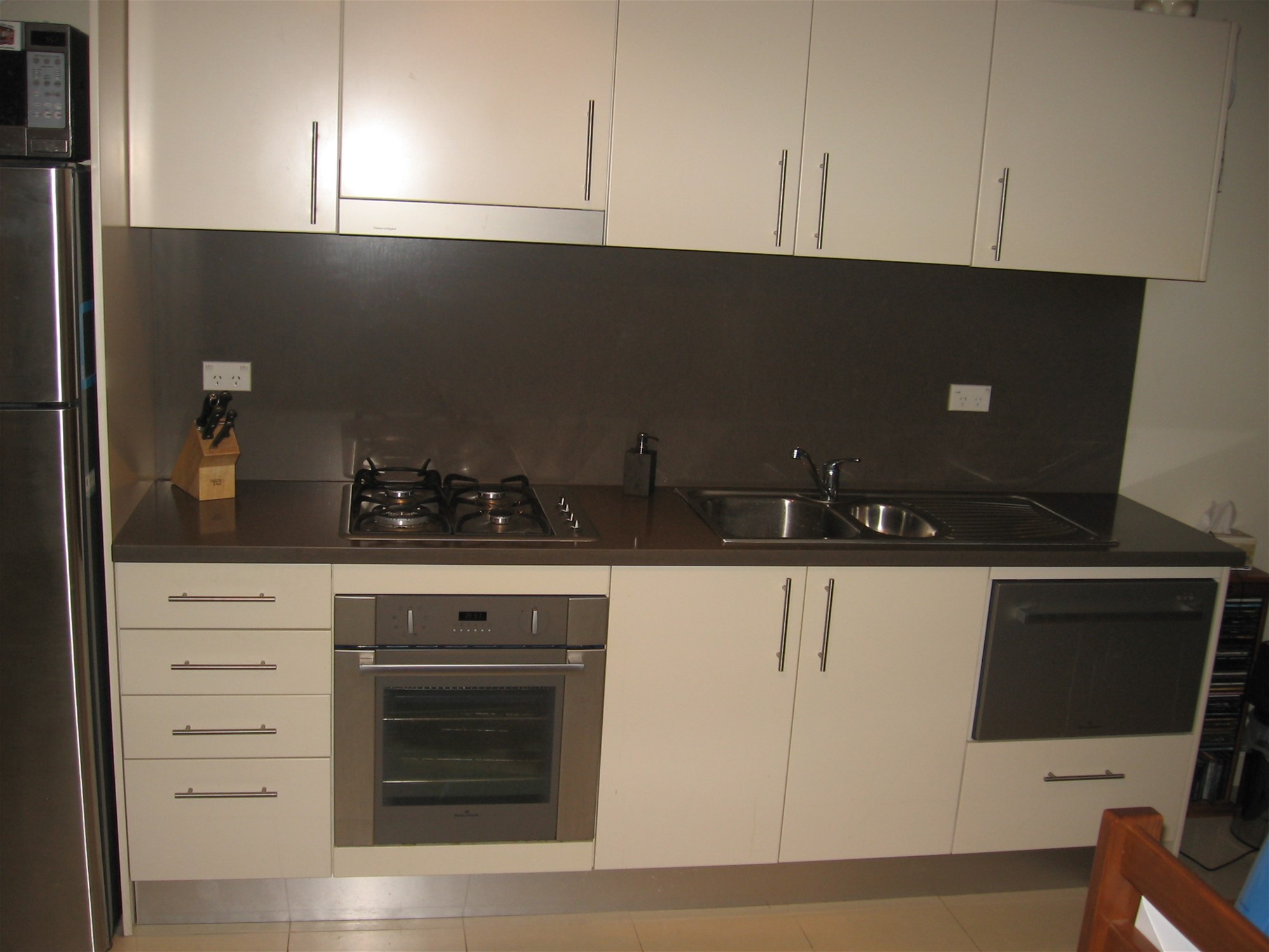 Over-sized 1 bedroom apartment 8