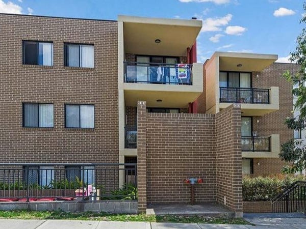 Bright, spacious, private, quiet and 7