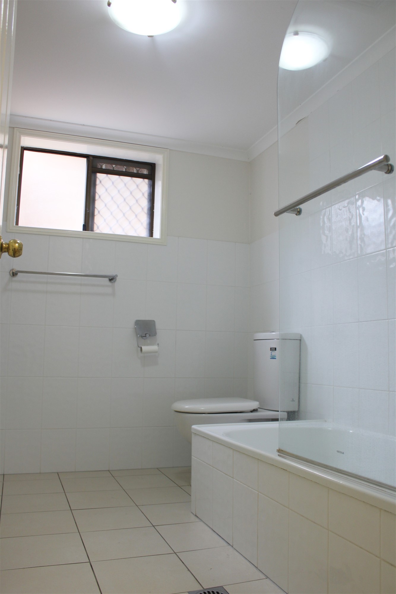 Ground floor Unit with two 8