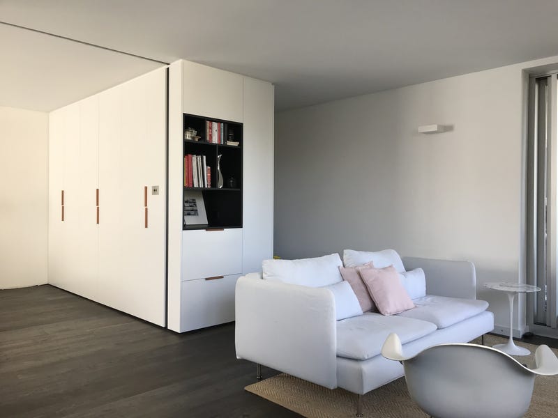 Stylish 1 bed apartment on 3