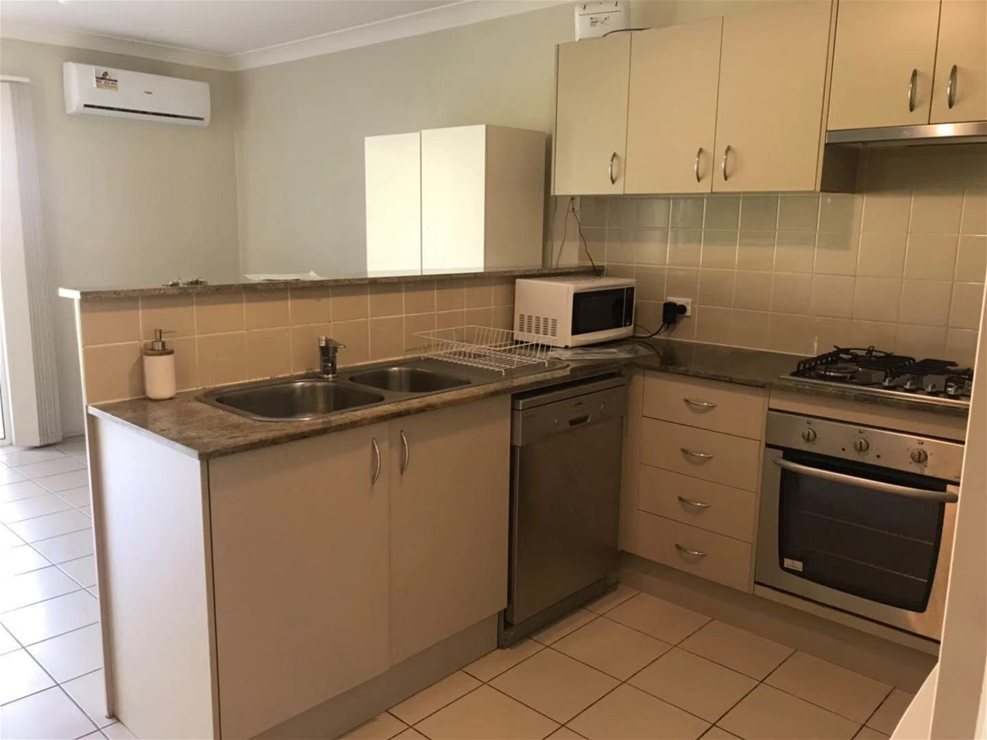 Convenient Location and Newly Renovated 6