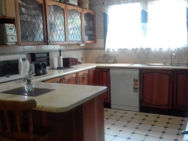 ROOM FOR RENT 2