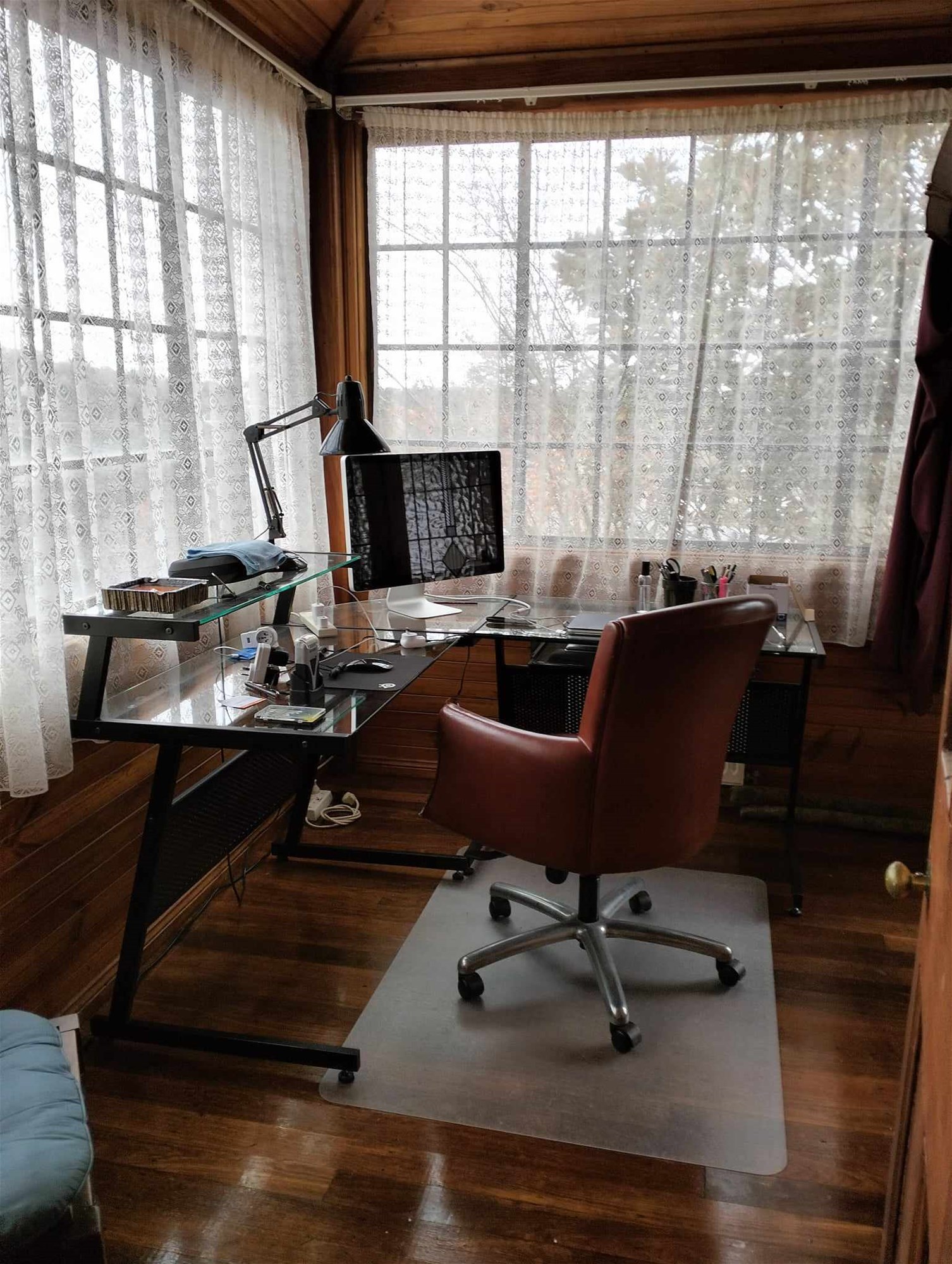 ROOM FOR RENT 12