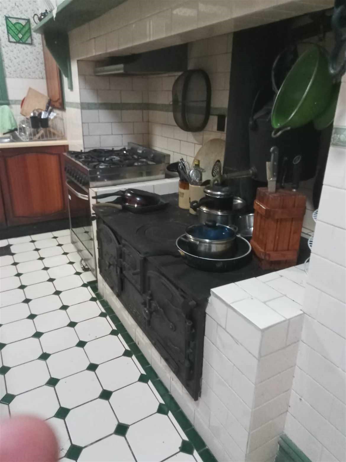 ROOM FOR RENT 13