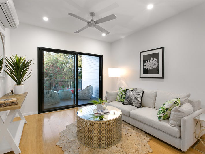 $650 Two bedroom apartment 6